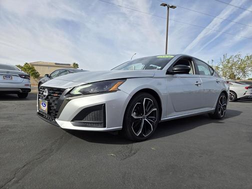 2024 Nissan Altima SR FWD