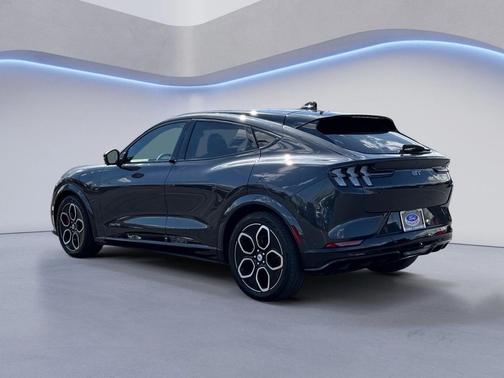 2022 Ford Mustang Mach-E GT