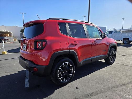 2023 Jeep Renegade Upland