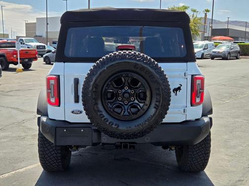 Oxford White 2022 Ford Bronco Wildtrak