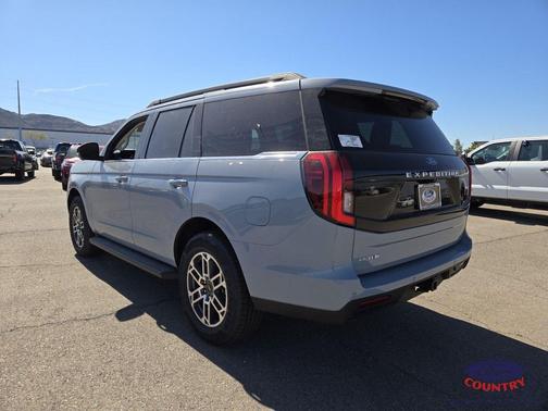 Glacier Gray Metallic Tri-Coat 2026 Ford Expedition Active