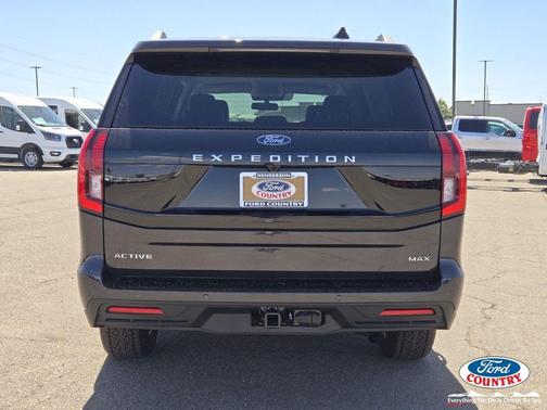 Dark Matter Gray Metallic 2026 Ford Expedition Max Active 4x4