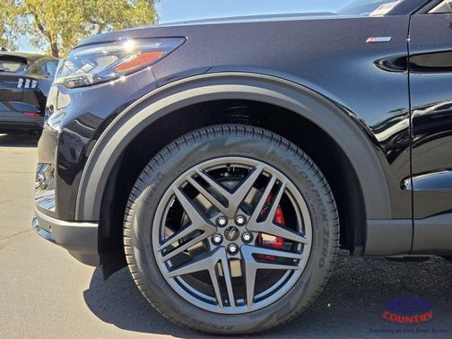 Agate Black Metallic 2026 Ford Explorer ST-Line