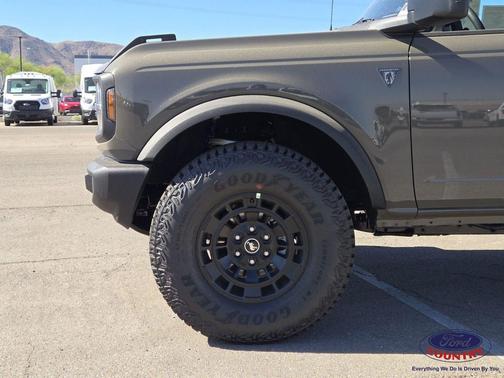 Marsh Gray 2026 Ford Bronco Base