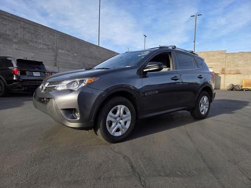 2015 Toyota RAV4 LE