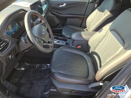 2025 Ford Escape ST-Line Elite