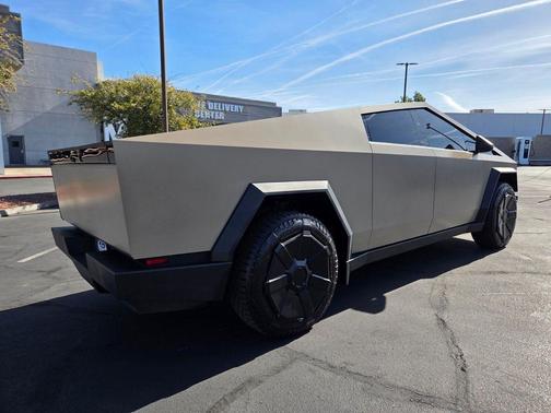 2025 Tesla Cybertruck All-Wheel Drive