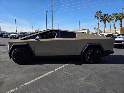 2025 Tesla Cybertruck All-Wheel Drive