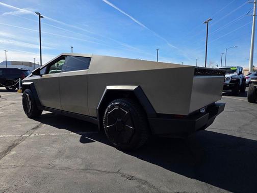 2025 Tesla Cybertruck All-Wheel Drive