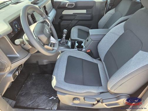 Desert Sand 2026 Ford Bronco Base