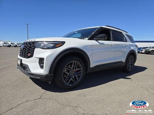 Star White Metallic Tri-Coat 2026 Ford Explorer ST
