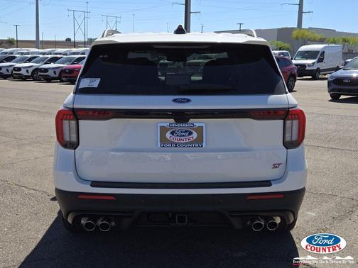 Star White Metallic Tri-Coat 2026 Ford Explorer ST