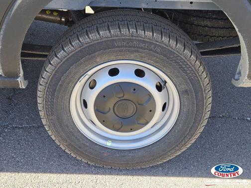 Oxford White 2026 Ford Transit-250 Base