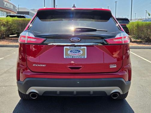 Rapid Red Metallic Tinted Clearcoat 2020 Ford Edge SEL