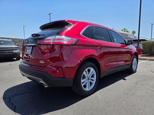 Rapid Red Metallic Tinted Clearcoat 2020 Ford Edge SEL