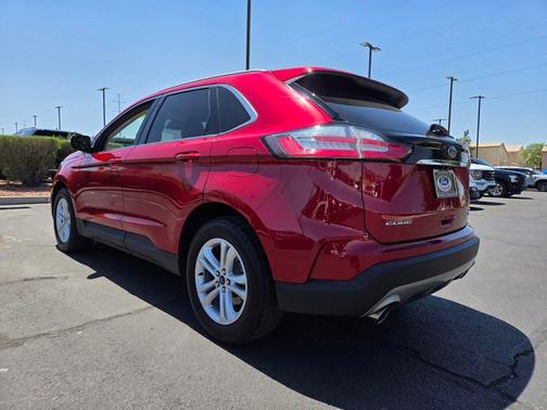 Rapid Red Metallic Tinted Clearcoat 2020 Ford Edge SEL