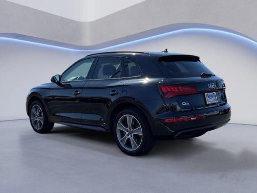 2020 Audi Q5 45 Premium Plus