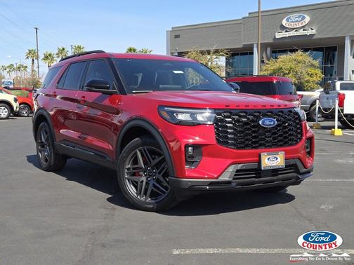 2026 Ford Explorer ST-Line