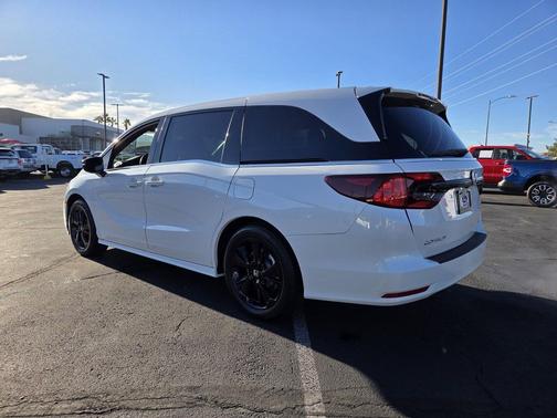 2024 Honda Odyssey Sport