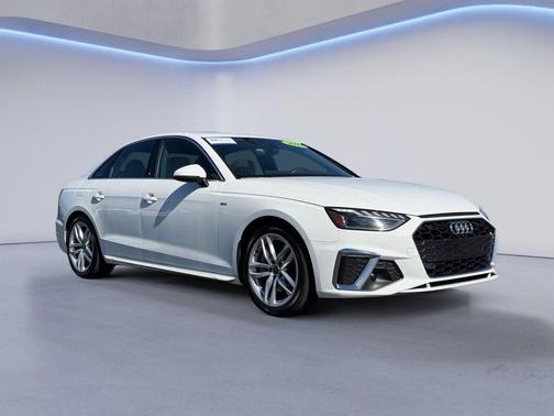 2023 Audi A4 45 S line Premium Plus