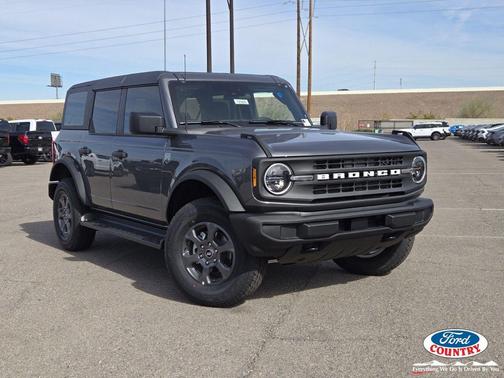 Carbonized Gray Metallic 2026 Ford Bronco Big Bend