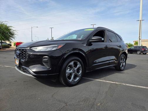 Agate Black Metallic 2024 Ford Escape ST-Line