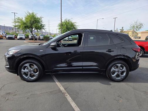Agate Black Metallic 2024 Ford Escape ST-Line