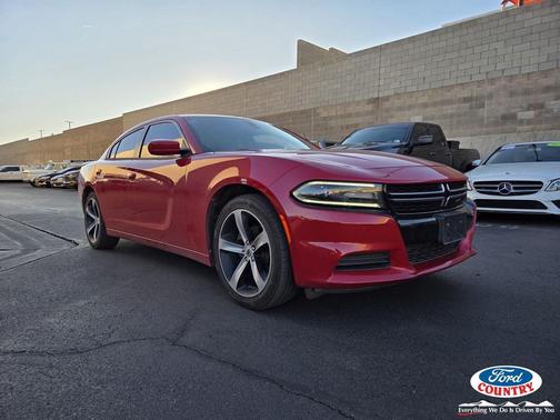 2017 Dodge Charger SE