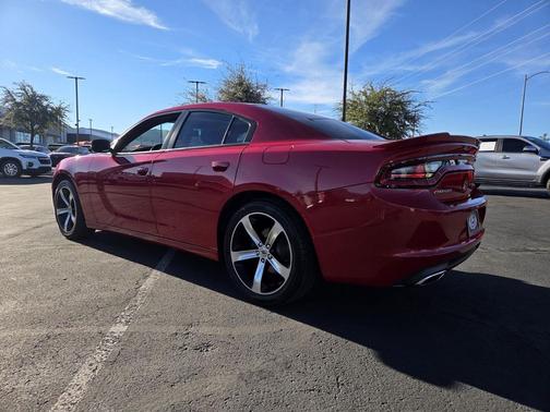 2017 Dodge Charger SE