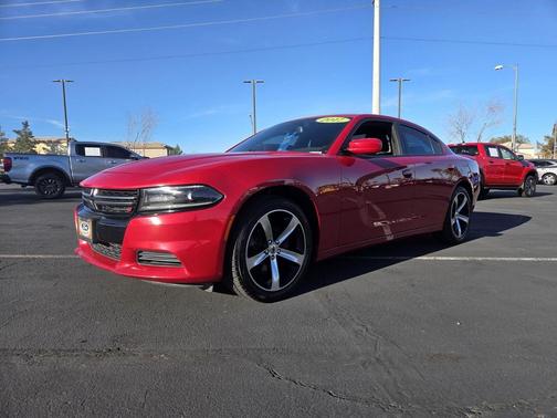 2017 Dodge Charger SE
