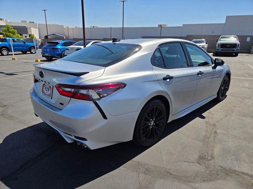 Celestial Silver Metallic 2022 Toyota Camry SE