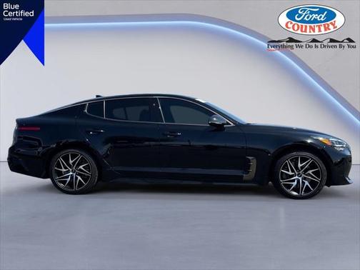 2023 Kia Stinger GT-Line