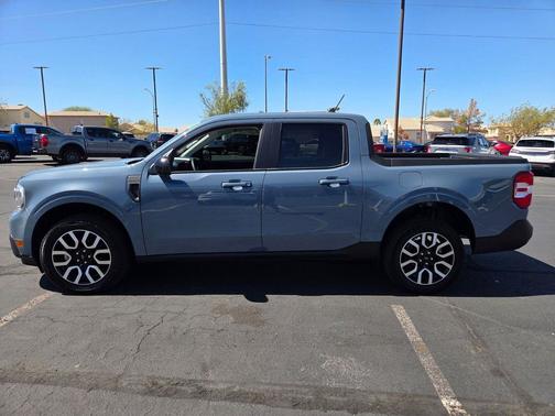 Azure Gray Metallic Tri-Coat 2024 Ford Maverick Lariat