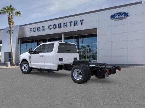 2025 Ford F-350 XL