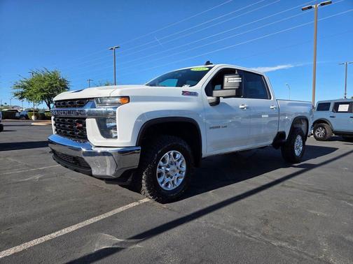 Summit White 2021 Chevrolet Silverado 2500 LT