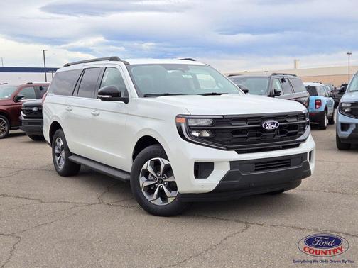 Star White Metallic Tri-Coat 2027 Ford Expedition Max Active 4x2