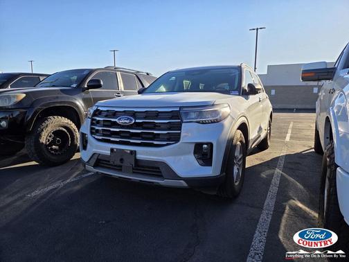 2025 Ford Explorer Active