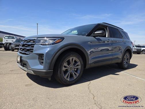 Vapor Blue Metallic 2026 Ford Explorer Active w/200A Pkg