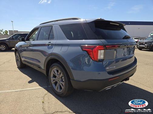 Vapor Blue Metallic 2026 Ford Explorer Active w/200A Pkg