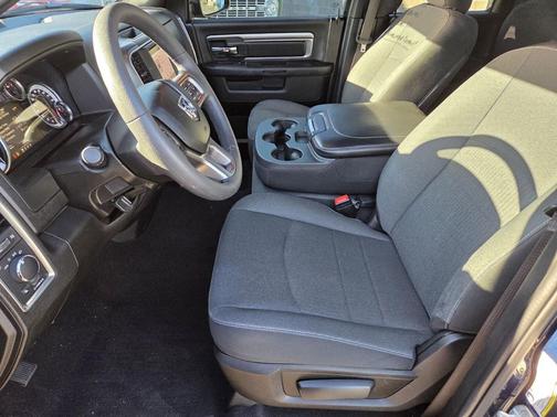 2022 RAM 1500 Classic Warlock Quad Cab 4x2 6'4' Box