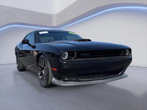 2016 Dodge Challenger R/T Scat Pack