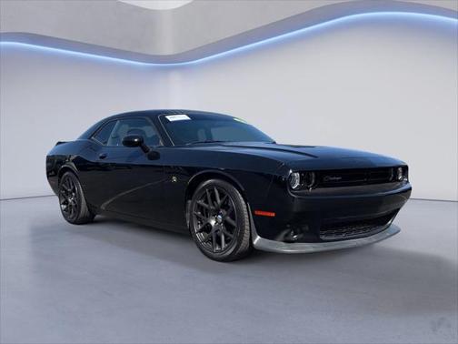 2016 Dodge Challenger R/T Scat Pack