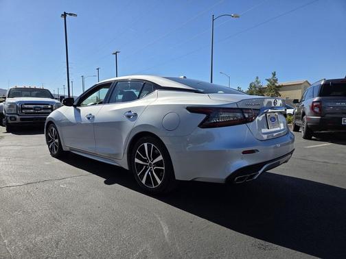 2023 Nissan Maxima SV Xtronic CVT