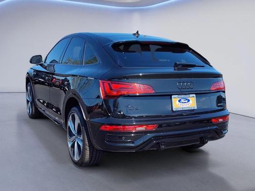 2024 Audi Q5 45 S line Prestige