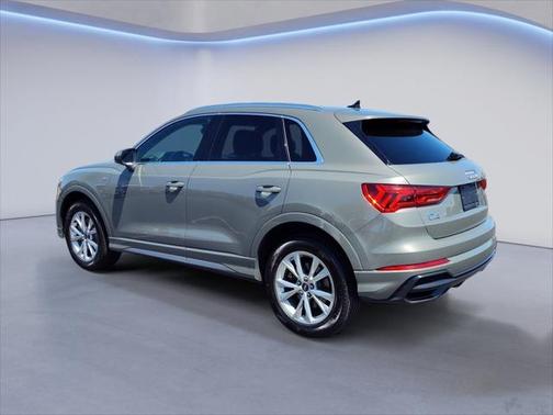 2022 Audi Q3 45 S line Premium