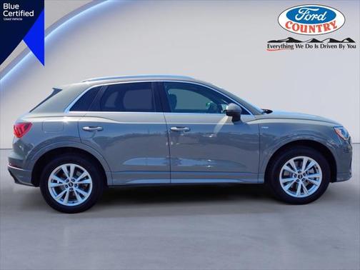 2022 Audi Q3 45 S line Premium