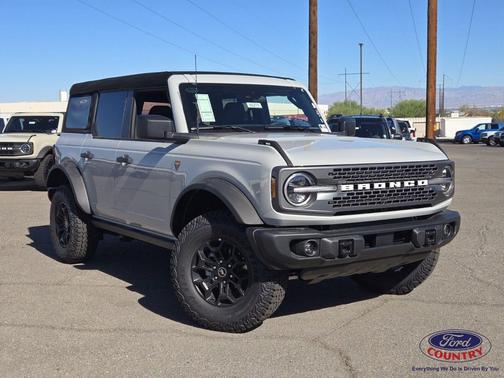 Avalanche Gray 2026 Ford Bronco Badlands