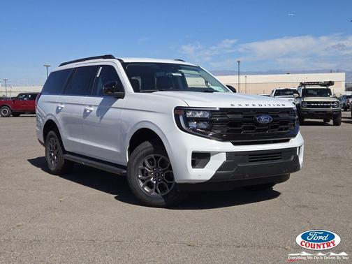 Oxford White 2026 Ford Expedition Active