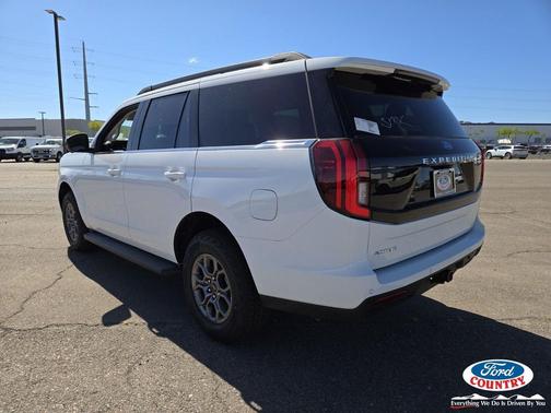 Oxford White 2026 Ford Expedition Active