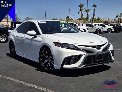 Wind Chill Pearl 2024 Toyota Camry SE